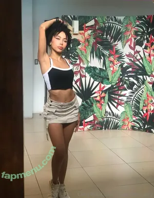  nude photo #0001