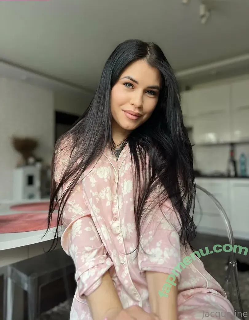 michelle.andradee nude photo #0010 (mickynutrifit)