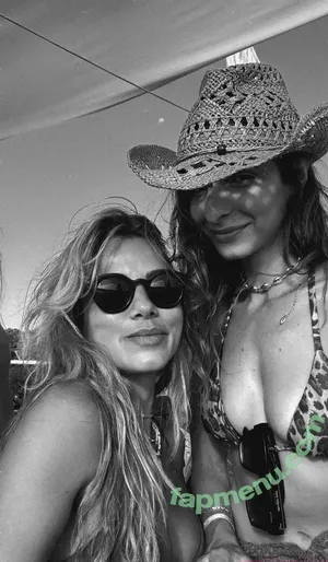 Michelle Batista / gêmea da Giselle / mixabatista nude photo #0318