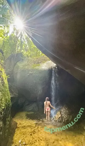 Michelle Batista / gêmea da Giselle / mixabatista nude photo #0321