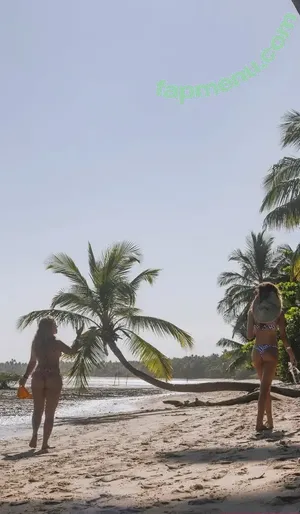 Michelle Batista / gêmea da Giselle / mixabatista nude photo #0323