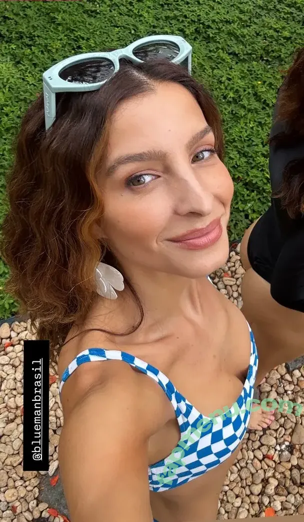 Michelle Batista nude photo #0307 (gêmea da Giselle / mixabatista)