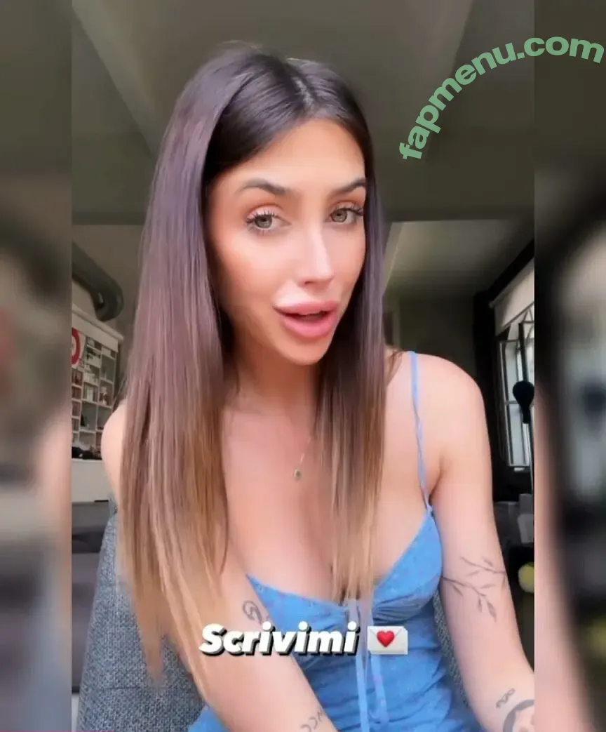 michelle_comi nude photo #0004 (michelle_comi)
