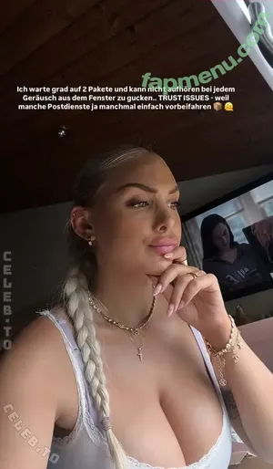 Michelle Daniaux / michelledaniaux nude photo #0234