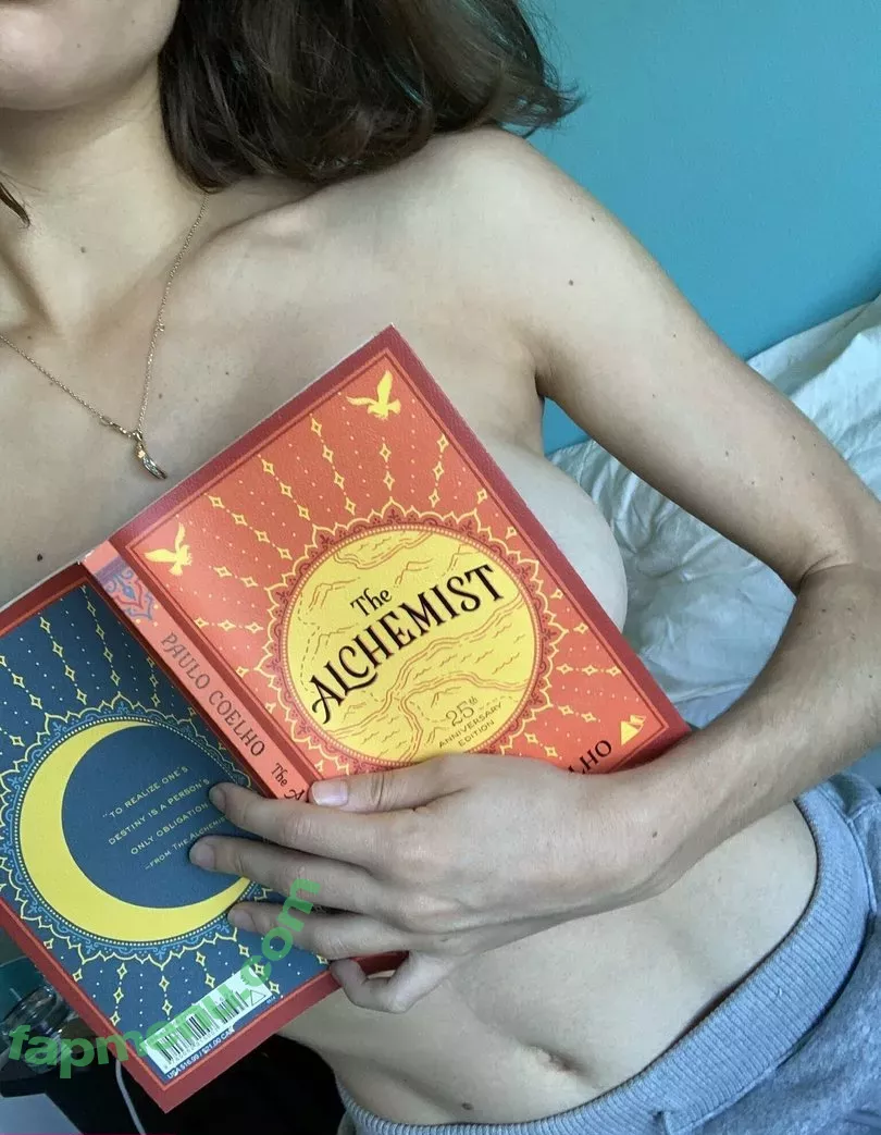 Michelle Ellyse Schlaman nude photo #0049 (Schlaman / michelle_ellyse)