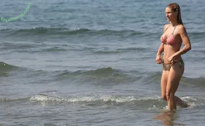 Michelle Hunziker / m_hunziker / therealhunzigram nude photo #0869