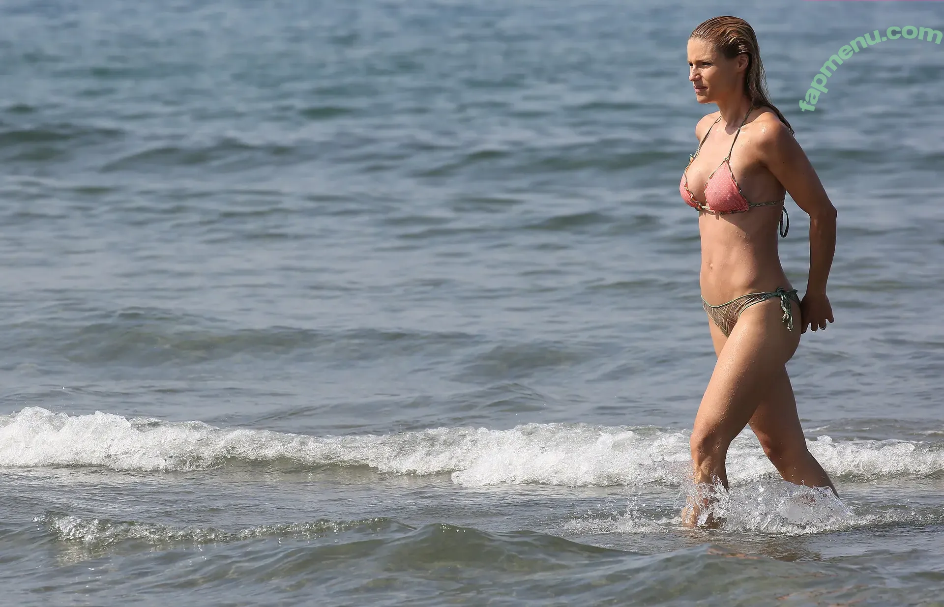 Michelle Hunziker nude photo #0868 (m_hunziker / therealhunzigram)