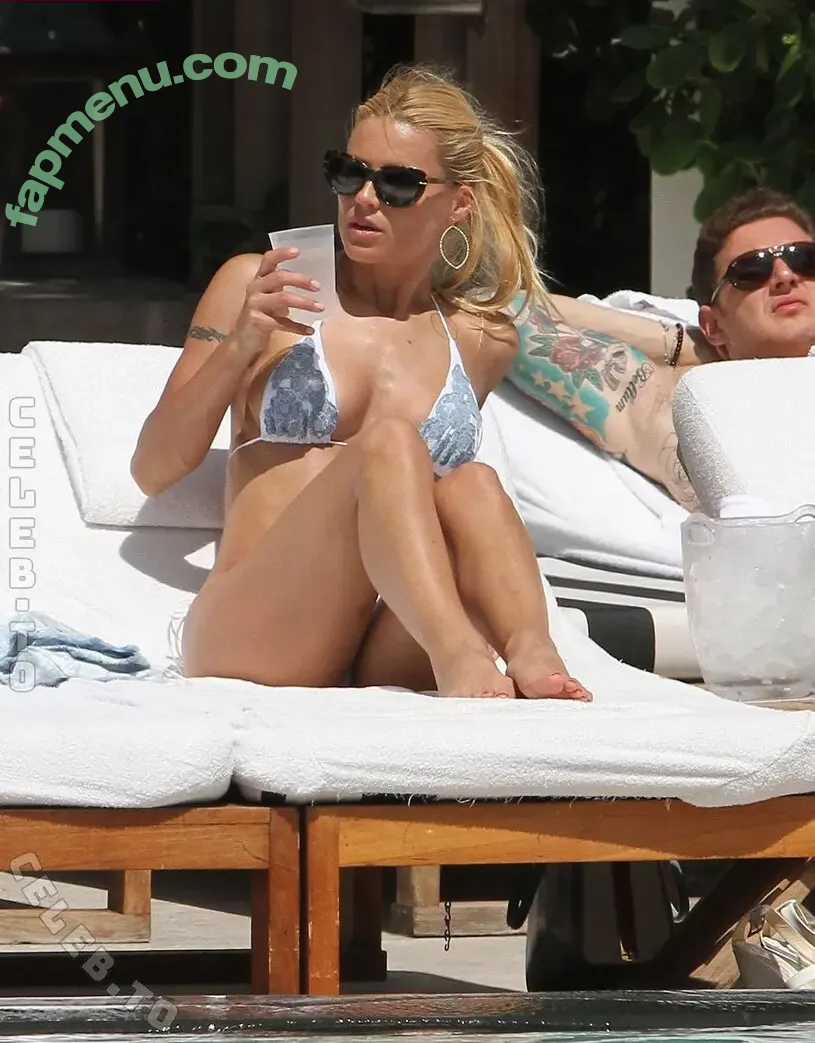 Michelle Hunziker nude photo #0909 (m_hunziker / therealhunzigram)