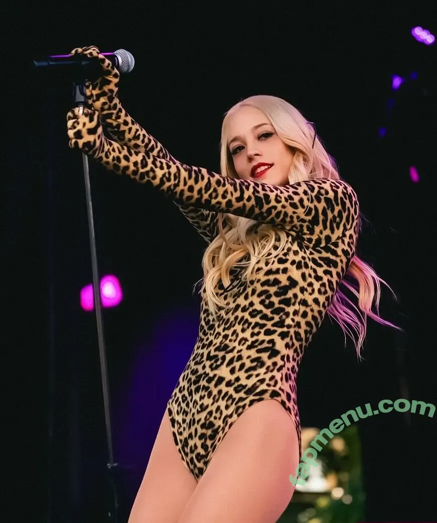 Michelle Joy nude photo #0006 (michellejoy__ / michellejoyphelps)