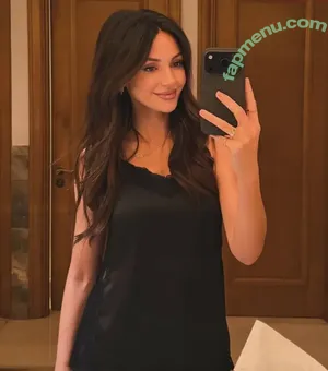 Michelle Keegan / michkeegan nude photo #0783