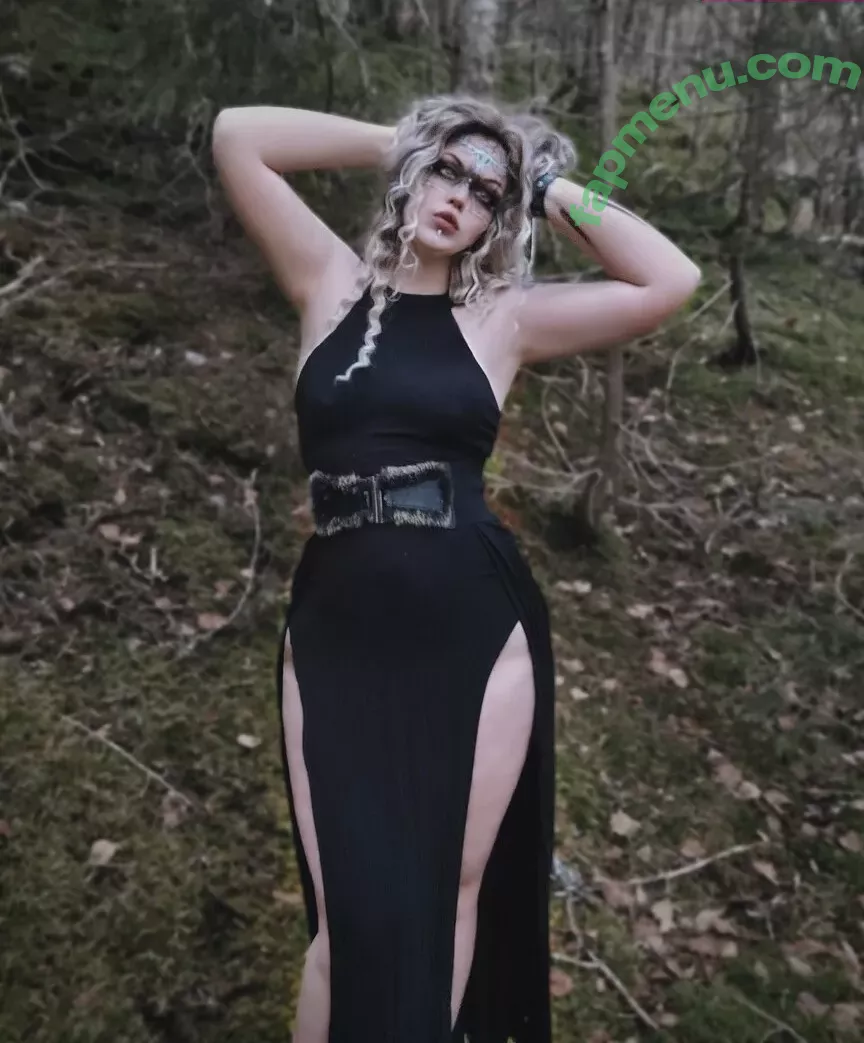 Michelle Nicoletiley nude photo #0013 (MichelleTiley / michellenicoletiley)