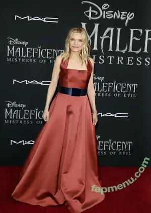 Michelle Pfeiffer / michellepfeifferofficial nude photo #0053