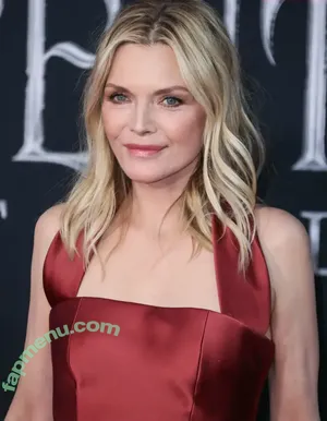 Michelle Pfeiffer / michellepfeifferofficial nude photo #0061
