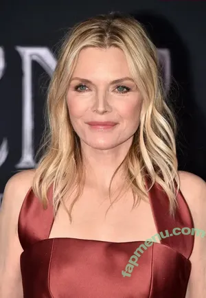 Michelle Pfeiffer / michellepfeifferofficial nude photo #0064