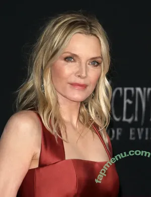 Michelle Pfeiffer / michellepfeifferofficial nude photo #0070