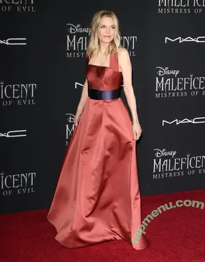 Michelle Pfeiffer / michellepfeifferofficial nude photo #0071