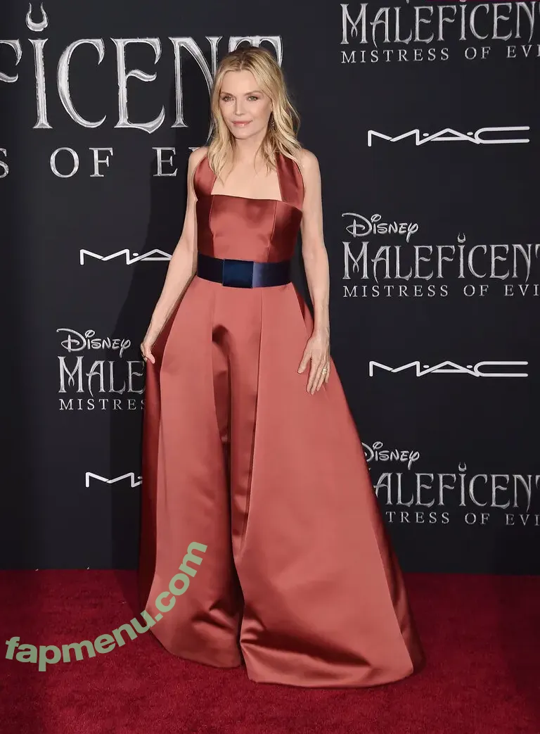 Michelle Pfeiffer nude photo #0083 (michellepfeifferofficial)