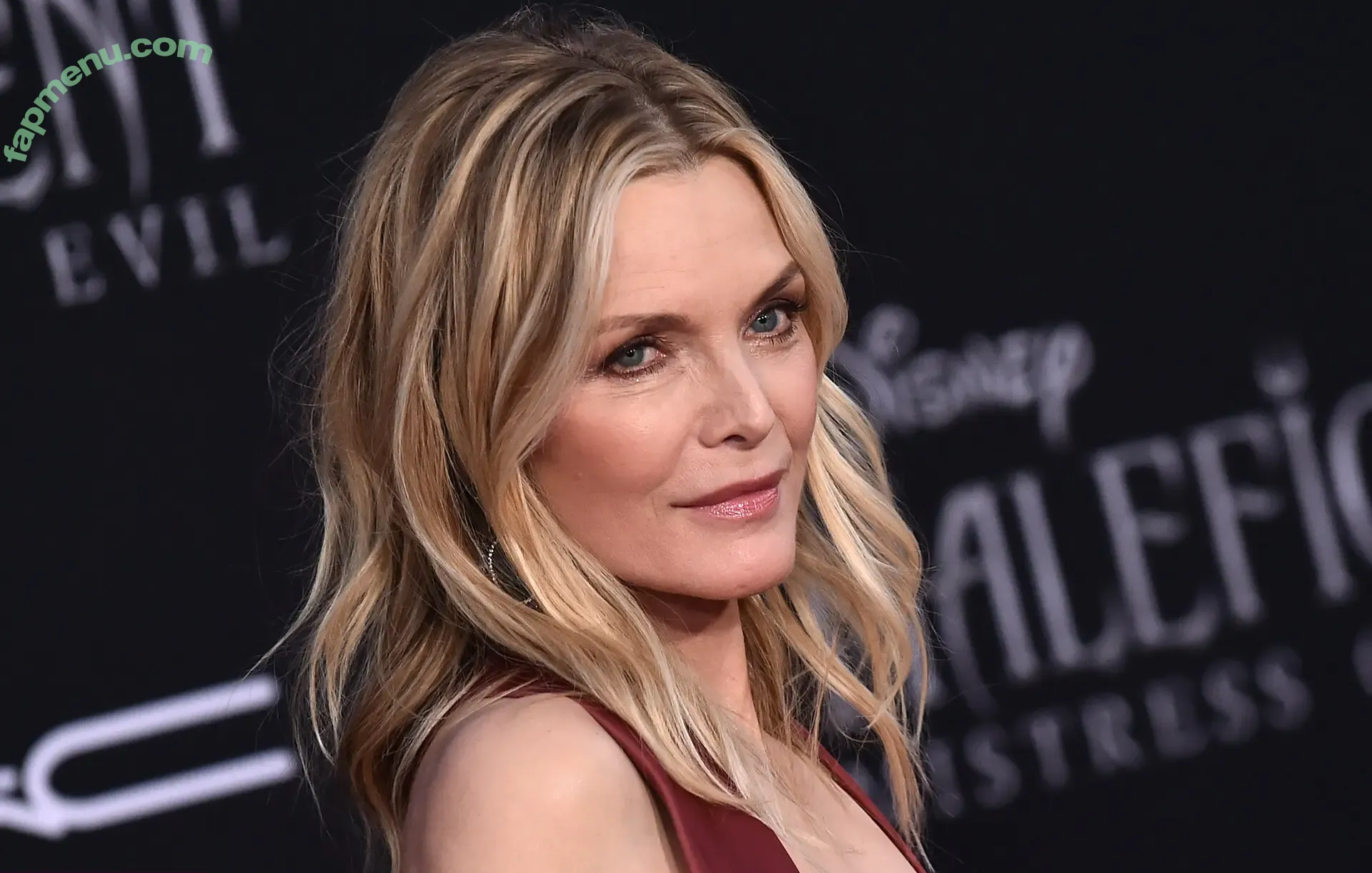 Michelle Pfeiffer nude photo #0090 (michellepfeifferofficial)