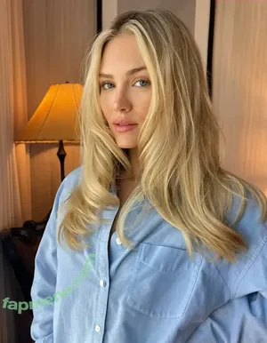 Michelle Randolph / michellerandolph nude photo #0103