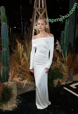 Michelle Randolph / michellerandolph nude photo #0135