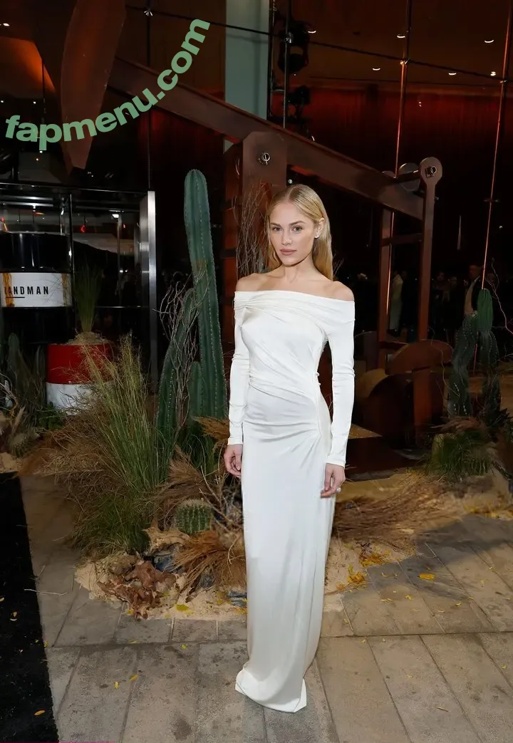 Michelle Randolph nude photo #0136 (michellerandolph)