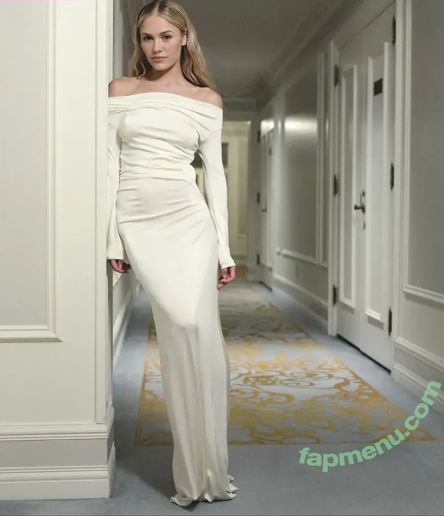 Michelle Randolph nude photo #0155 (michellerandolph)