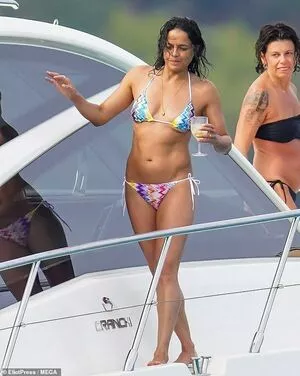 Michelle Rodriguez / mrodofficial nude photo #0066
