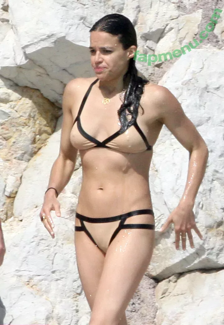 Michelle Rodriguez nude photo #0053 (mrodofficial)