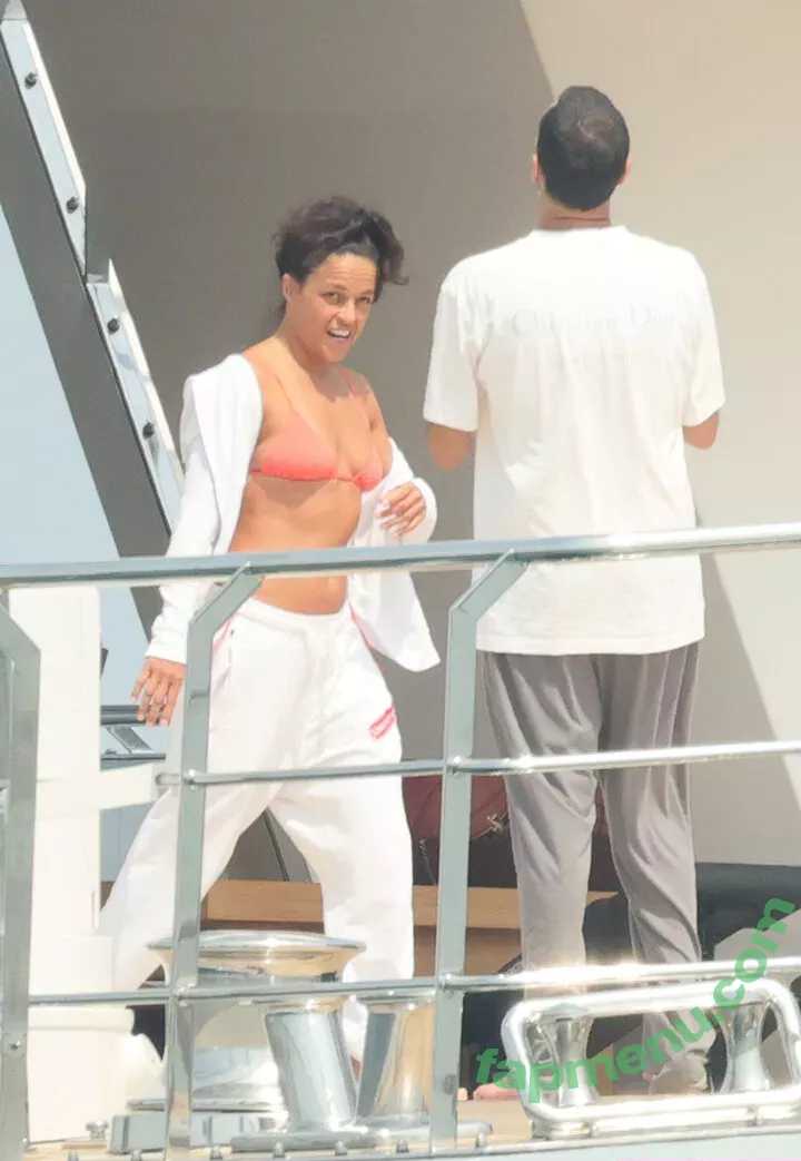 Michelle Rodriguez nude photo #0086 (mrodofficial)