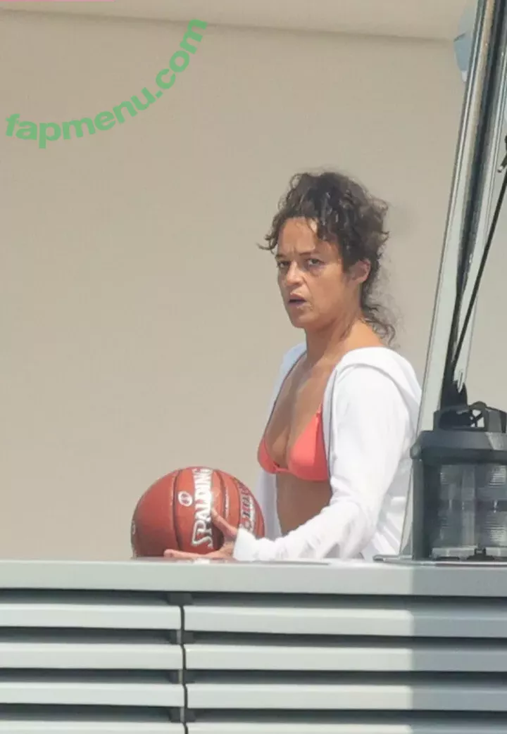 Michelle Rodriguez nude photo #0089 (mrodofficial)