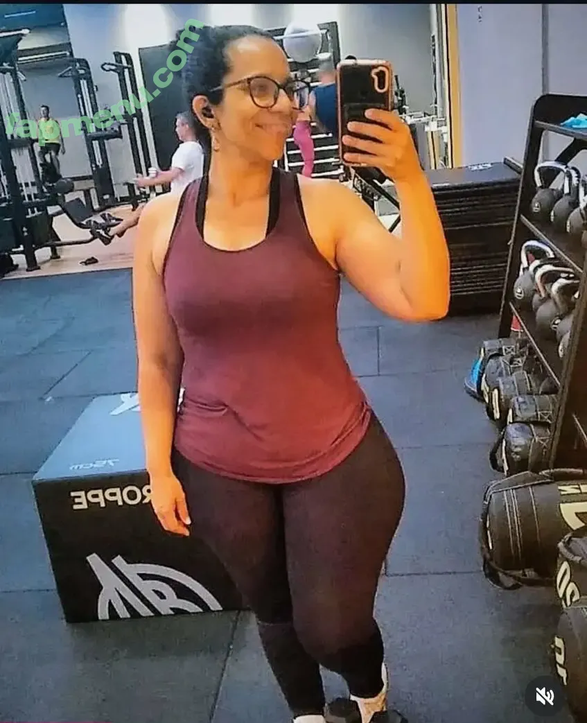 Michelle Santos nude photo #0001 (Michelle Santos)