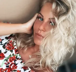  nude photo #0004