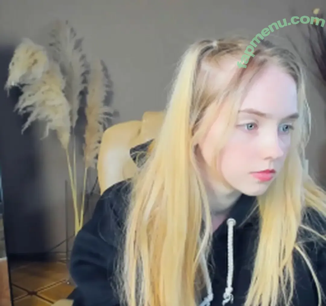 michelle_swan nude photo #0004 (michellika / witchblaaade)