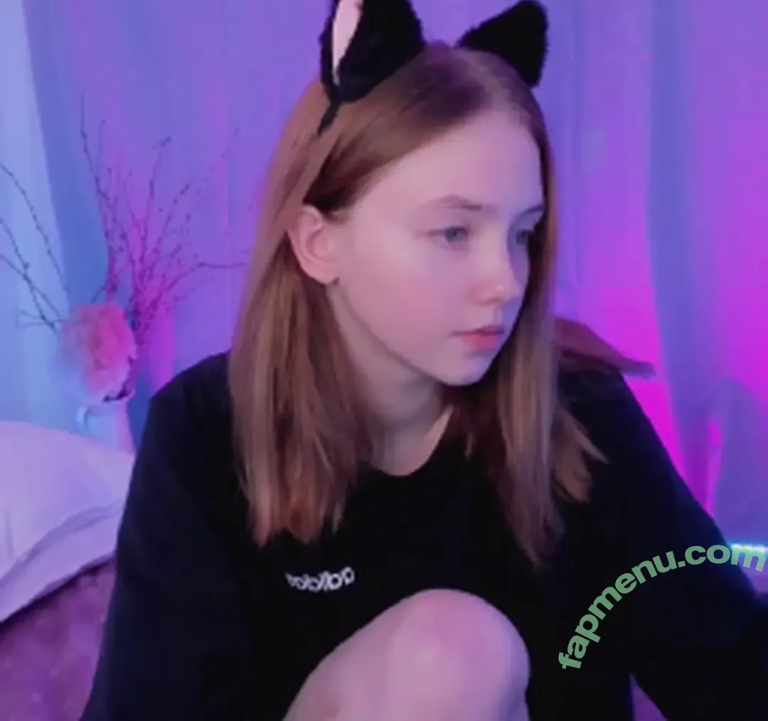 michelle_swan nude photo #0009 (michellika / witchblaaade)