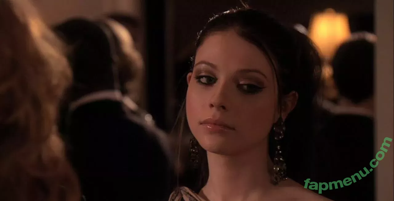 Michelle Trachtenberg nude photo #0162 (michelletrachtenberg)