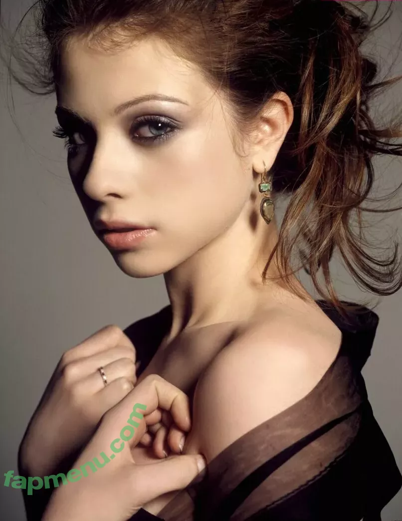 Michelle Trachtenberg nude photo #0191 (michelletrachtenberg)