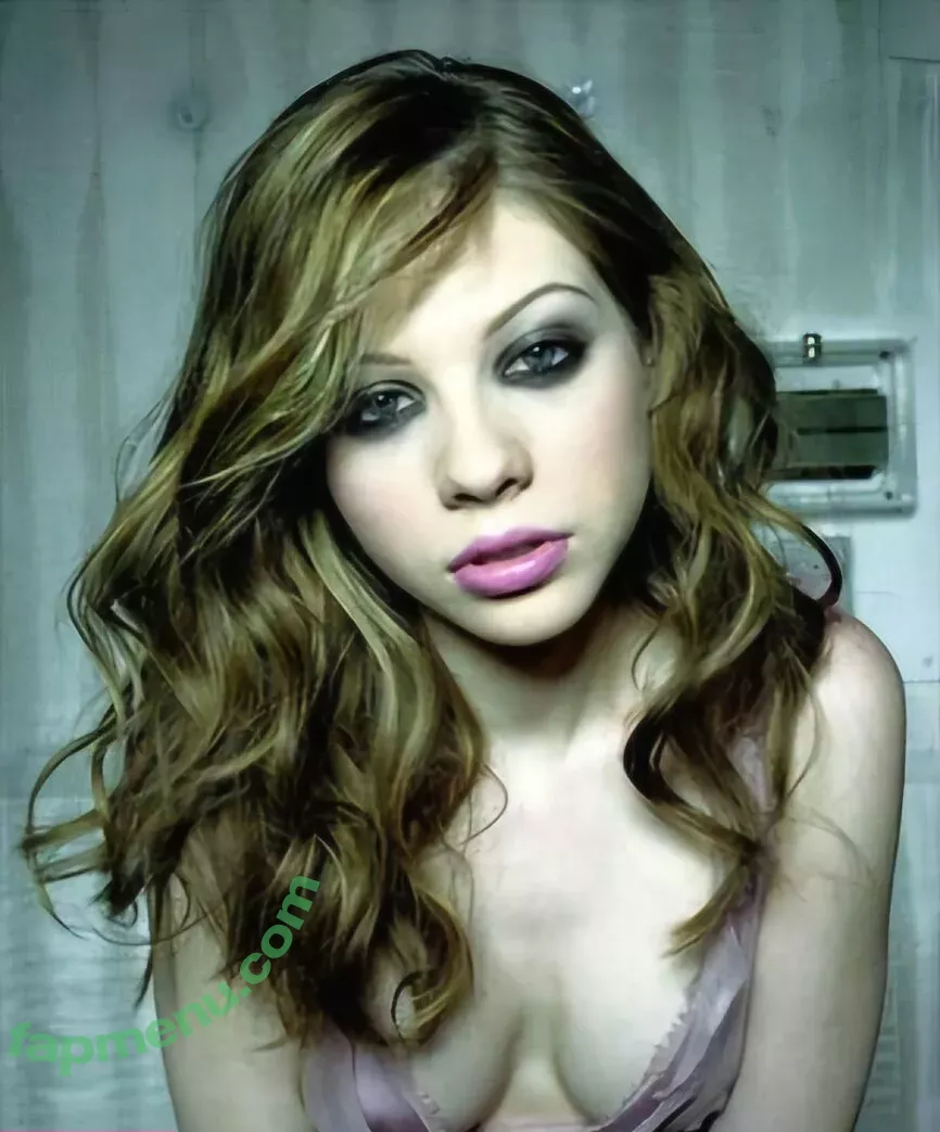 Michelle Trachtenberg nude photo #0226 (michelletrachtenberg)