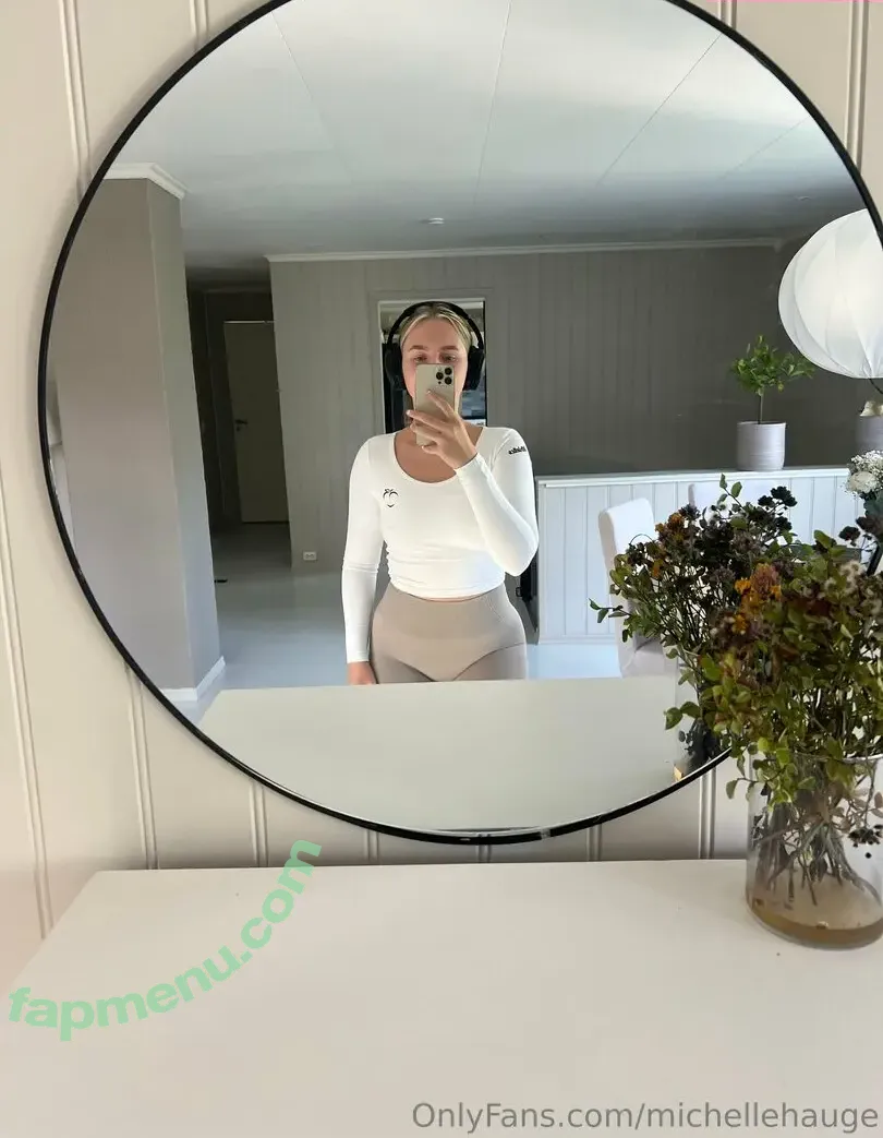 michellehauge nude photo #0003 (michellehaugee)
