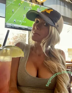 Michellek4040 / MISSKK / michellek240 / michellelovesfootball nude photo #0278