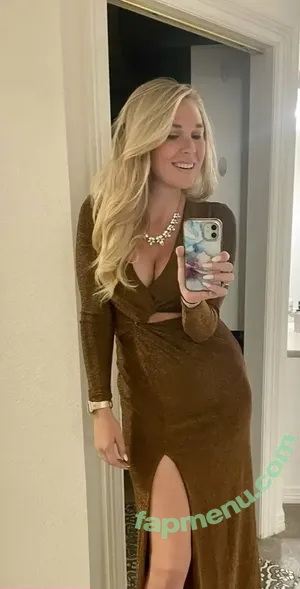 Michellek4040 / MISSKK / michellek240 / michellelovesfootball nude photo #0324