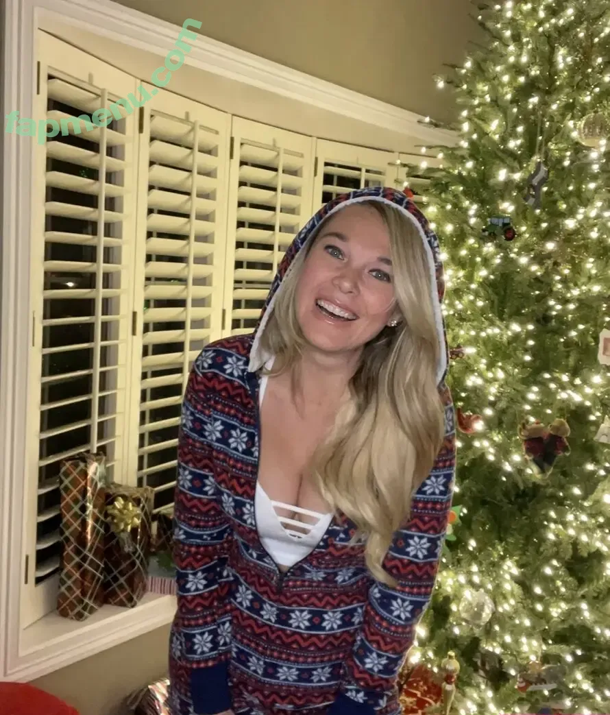 Michellek4040 nude photo #0315 (MISSKK / michellek240 / michellelovesfootball)