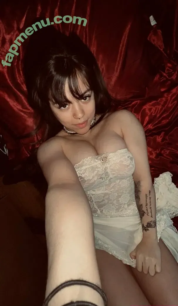 michellellamascorona nude photo #0054 (corona.michelle.llamas / michllamascorona)