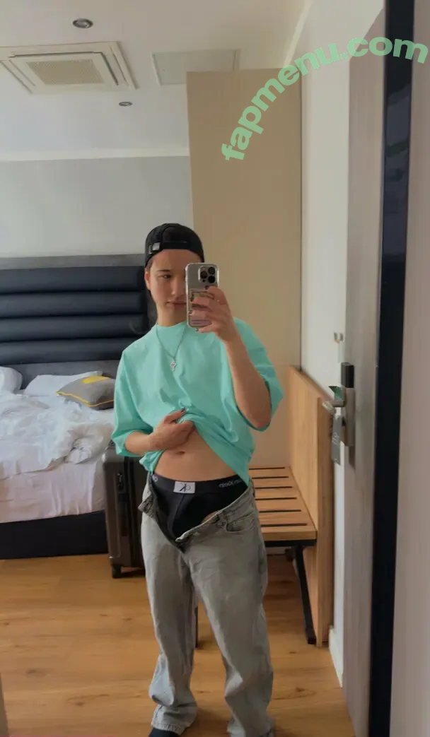 michelparks nude photo #0001 (michaelparkesofficial)