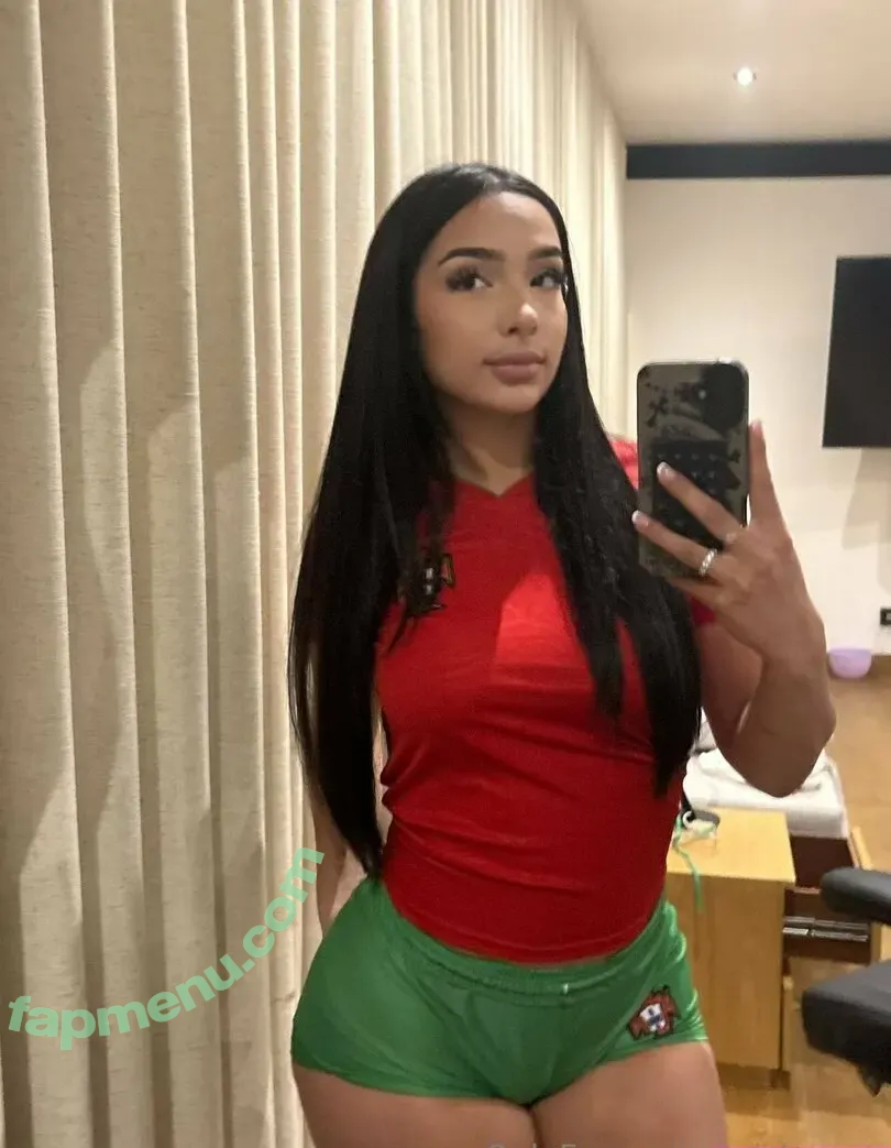 Michenao nude photo #0097 (XsMiche / michenaofficial / miichenao)