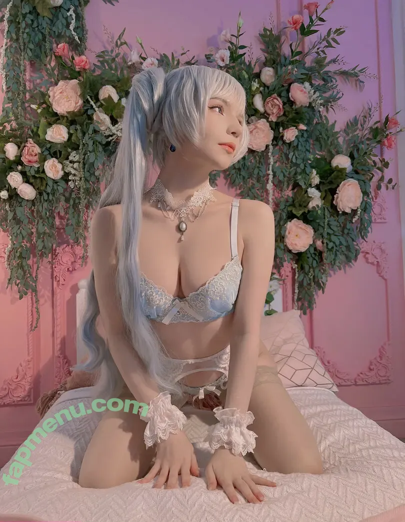 Michi Kyunn nude photo #0768 (michi_kyunn / michikyunn)