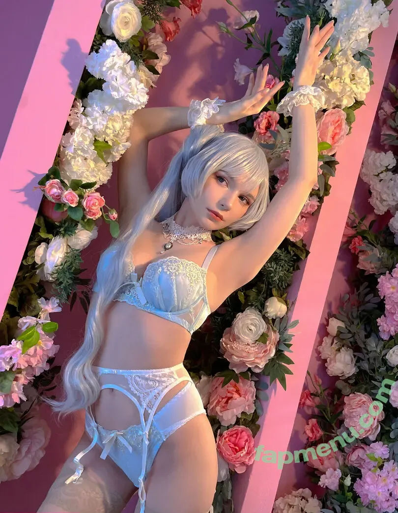 Michi Kyunn nude photo #0771 (michi_kyunn / michikyunn)