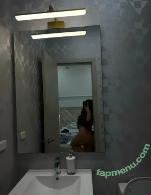 michibabyy / michibabyy_x3 nude photo #0015