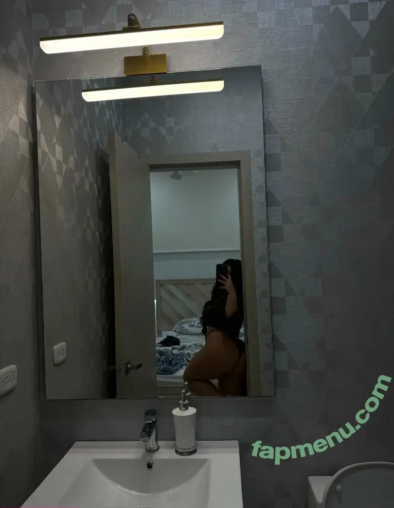 michibabyy nude photo #0015 (michibabyy_x3)
