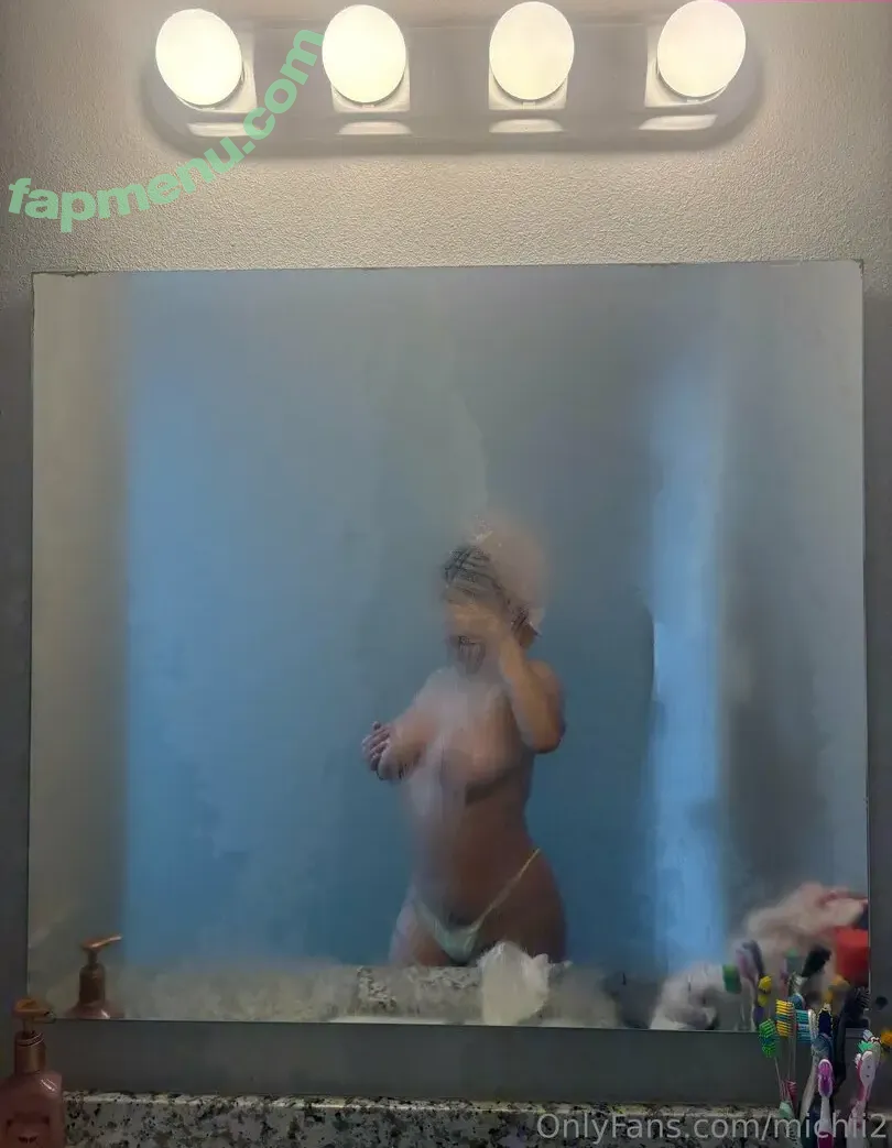 michii2 nude photo #0015 (Michellee2_ / itsmichii02)