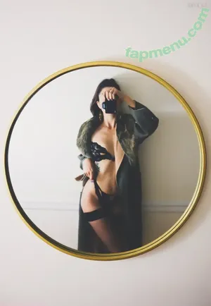  nude photo #0008